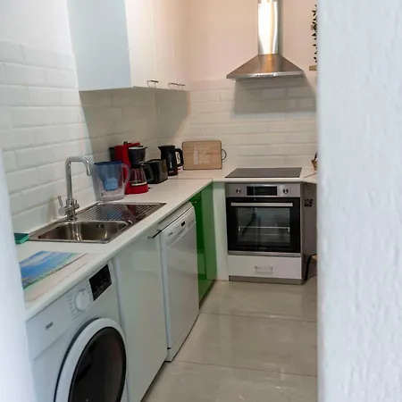 Paradise Gardens Pool View Apartment Paphos