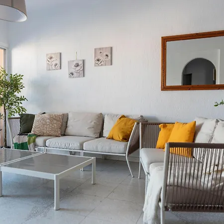 Paradise Gardens Pool View Appartement Paphos